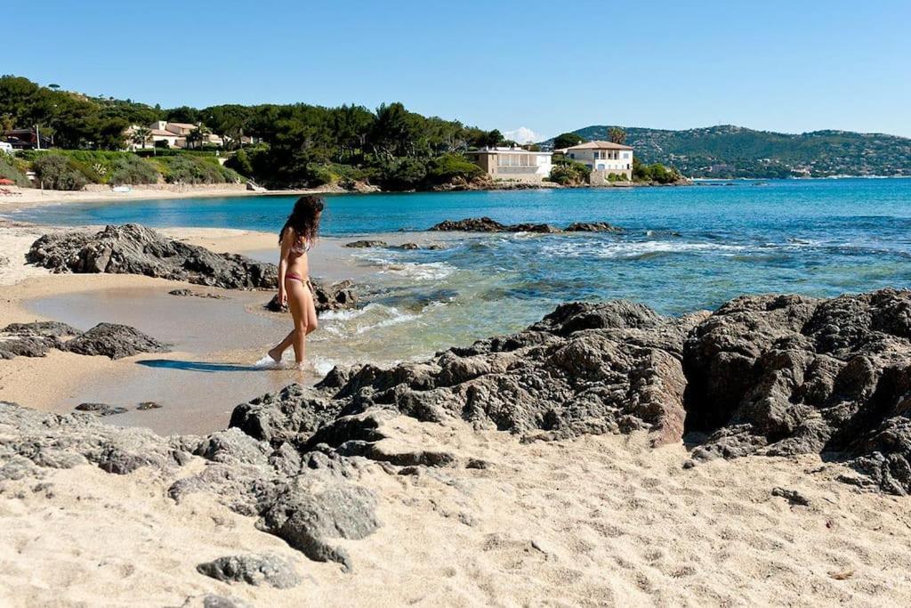 Azzura, Duplex Lumineux Acces Direct A La Plage Apartman Sainte-Maxime Kültér fotó